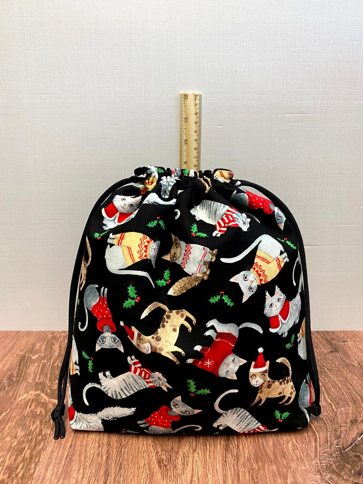 Christmas Cats Project Bag - Handmade - Drawstring Bag – Knitting Bag – Crochet Bag - Toy Sack - Bingo Bag – Cross Stitch Bag – Sweaters