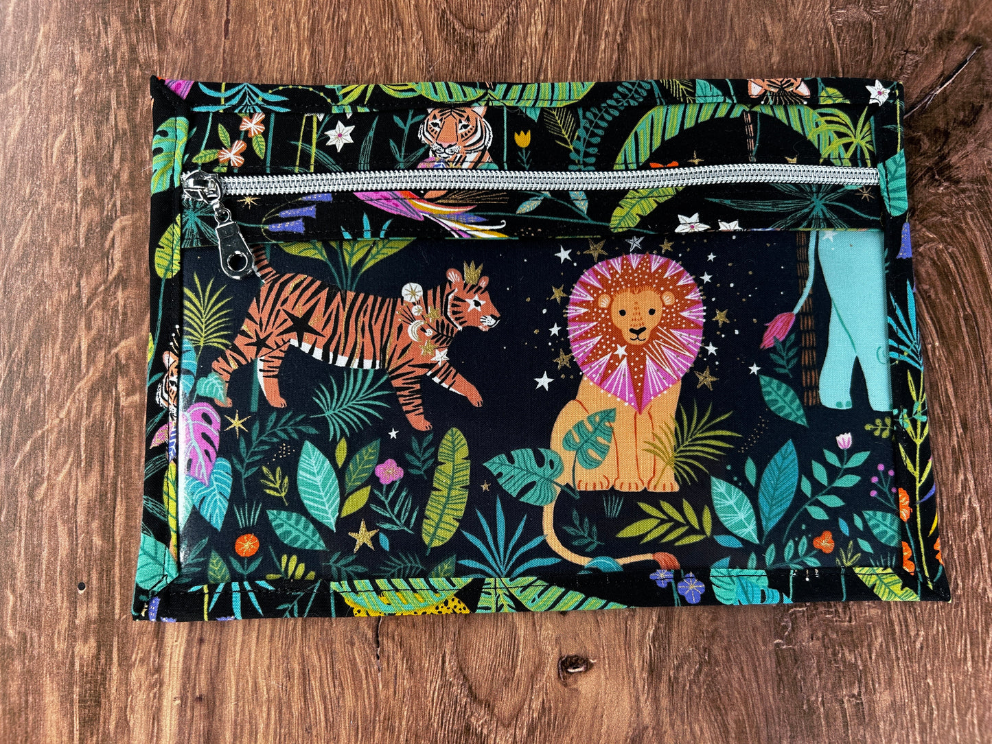 Vinyl Cross Stitch Project Bag - Embroidery bag - Project Bag - Knitting & Crochet Bag - Organizer - Notions - Jungle - Giraffe - Zebra