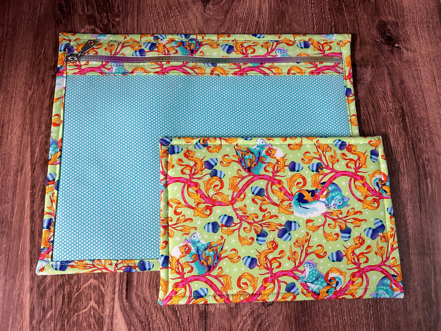 Vinyl Cross Stitch Project Bag - Embroidery bag - Project Bag - Knitting & Crochet Bag - Storage - Organizer - Squirrel - Notions