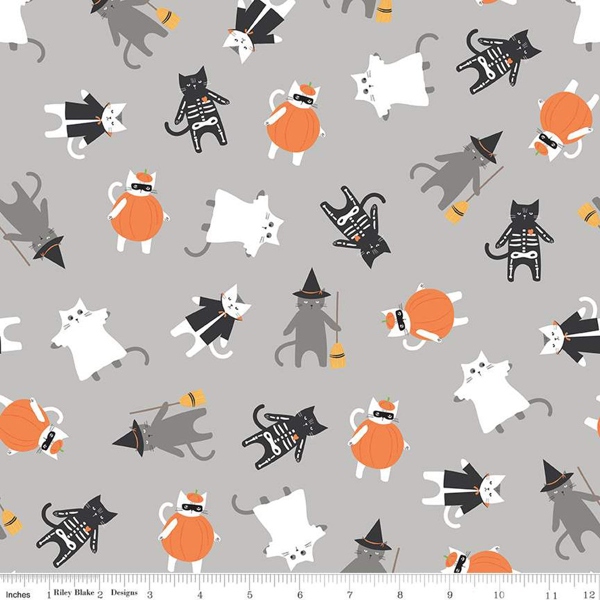 Riley Blake Fabric - Hey Bootiful Main Gray - C13130 - GRAY - Cotton