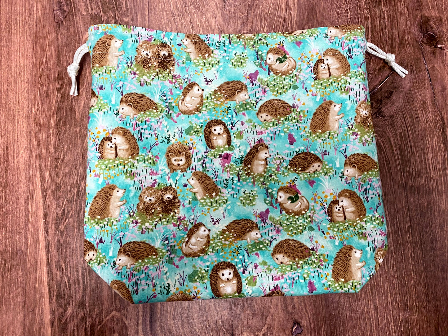 Hedgehog Project Bag (GREEN) - Handmade - Drawstring Bag – Knitting Bag – Crochet Bag - Cross Stitch Bag - Toy Sack - Bingo Bag - Hedgehogs