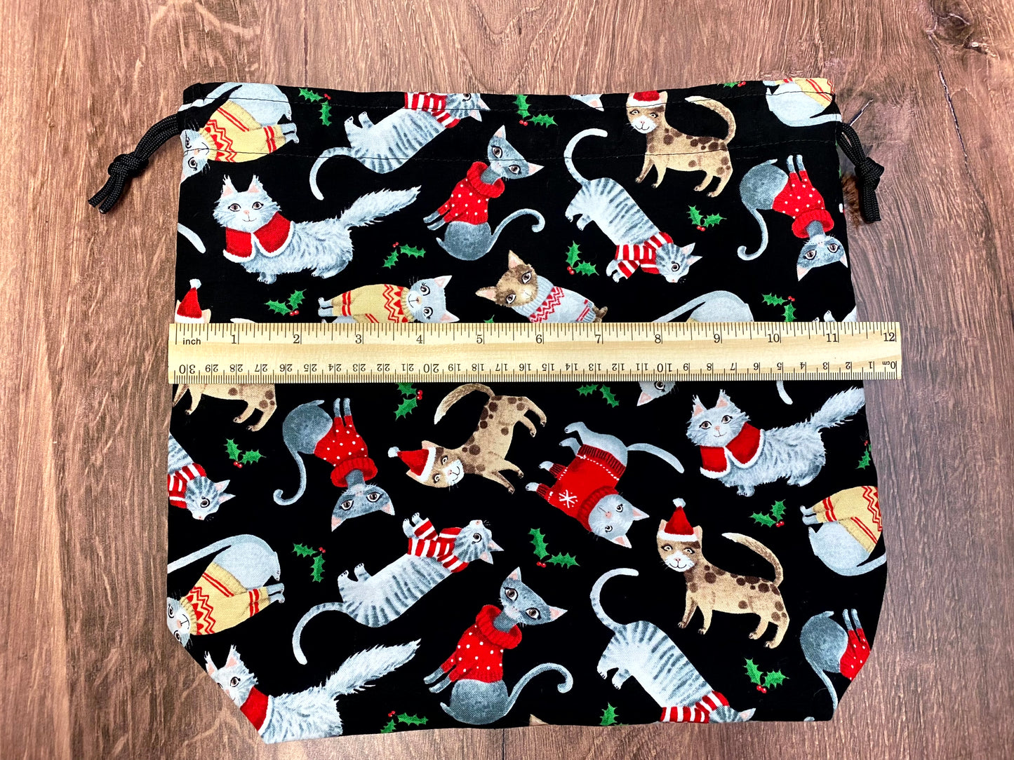 Christmas Cats Project Bag - Handmade - Drawstring Bag – Knitting Bag – Crochet Bag - Toy Sack - Bingo Bag – Cross Stitch Bag – Sweaters