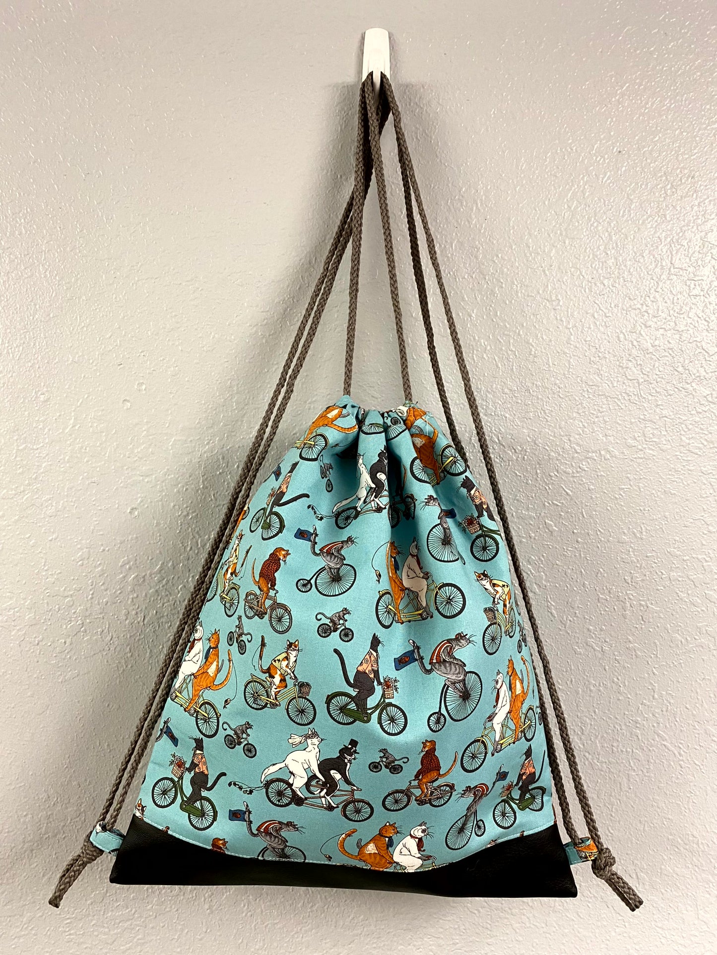 Cat Drawstring Bag - Handmade Drawstring Bag – Drawstring Backpack - On the Go Bag - Overnight Bag