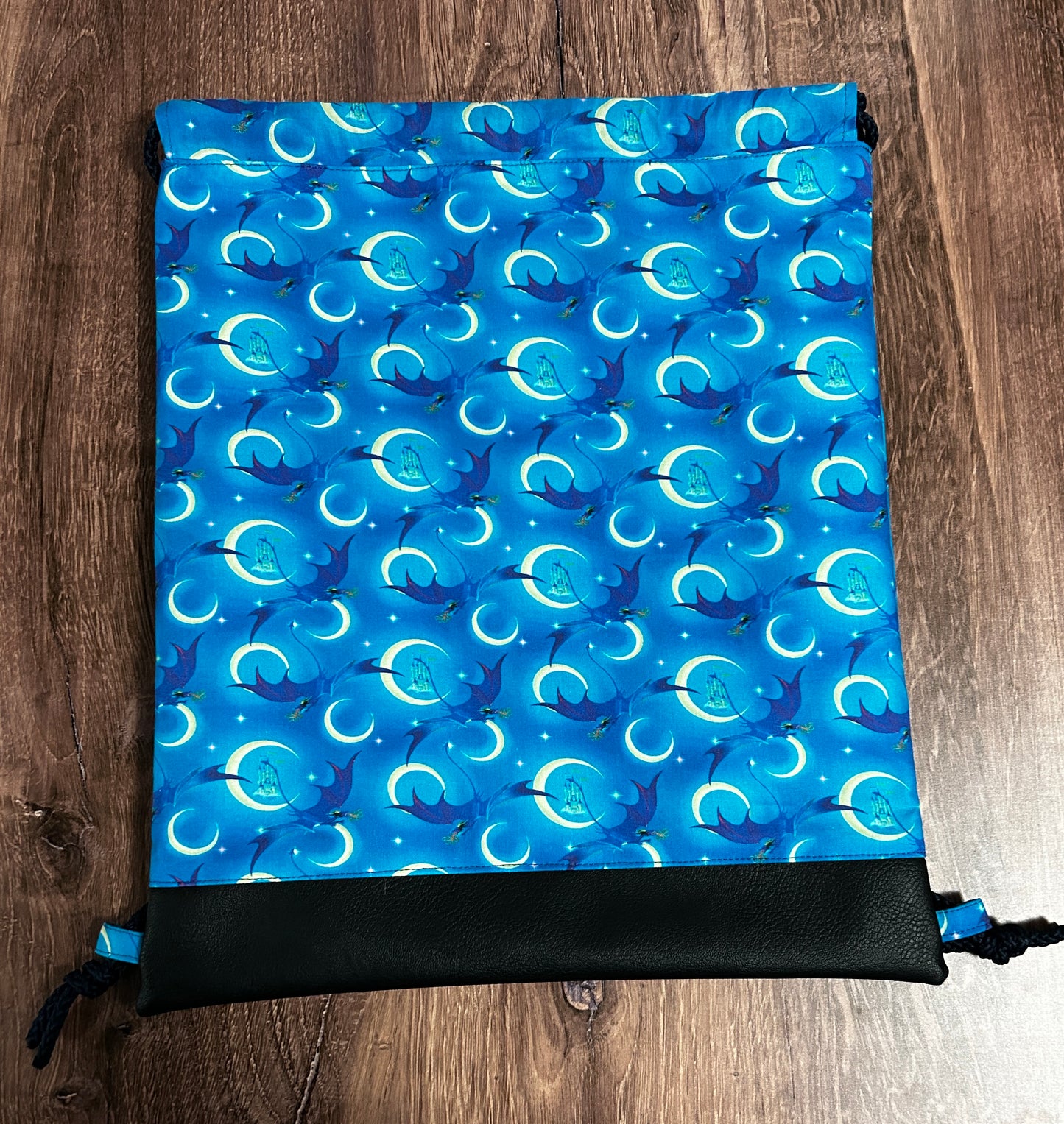 Dragon Drawstring Bag - Handmade Drawstring Bag – Drawstring Backpack - On the Go Bag - Overnight Bag