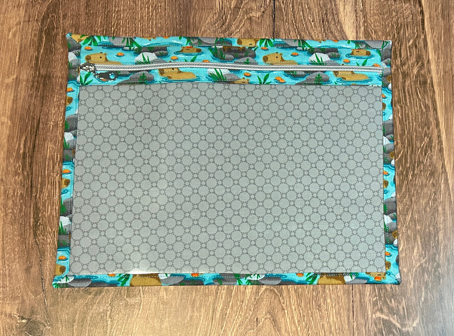 Vinyl Cross Stitch Project Bag - Project Bag - Knitting & Crochet Bag - Storage - Organizer - Capybara -  Project Bag - Notions - Floral