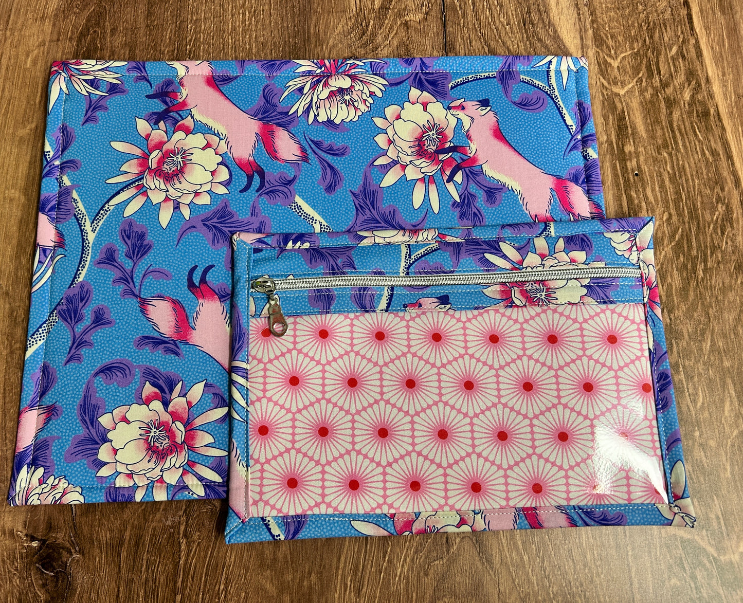 Vinyl Cross Stitch Project Bag - Embroidery bag - Project Bag - Knitting & Crochet Bag - Storage - Organizer - Fox Project Bag - Notions