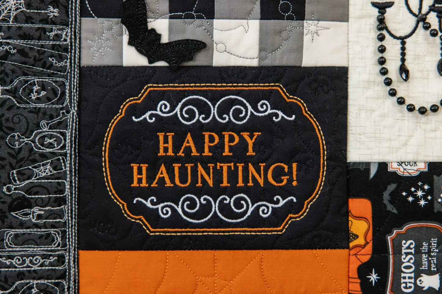Kimberbell Designs - Pumpkins and Potions Ladder Quilt Book with CD - #KD817