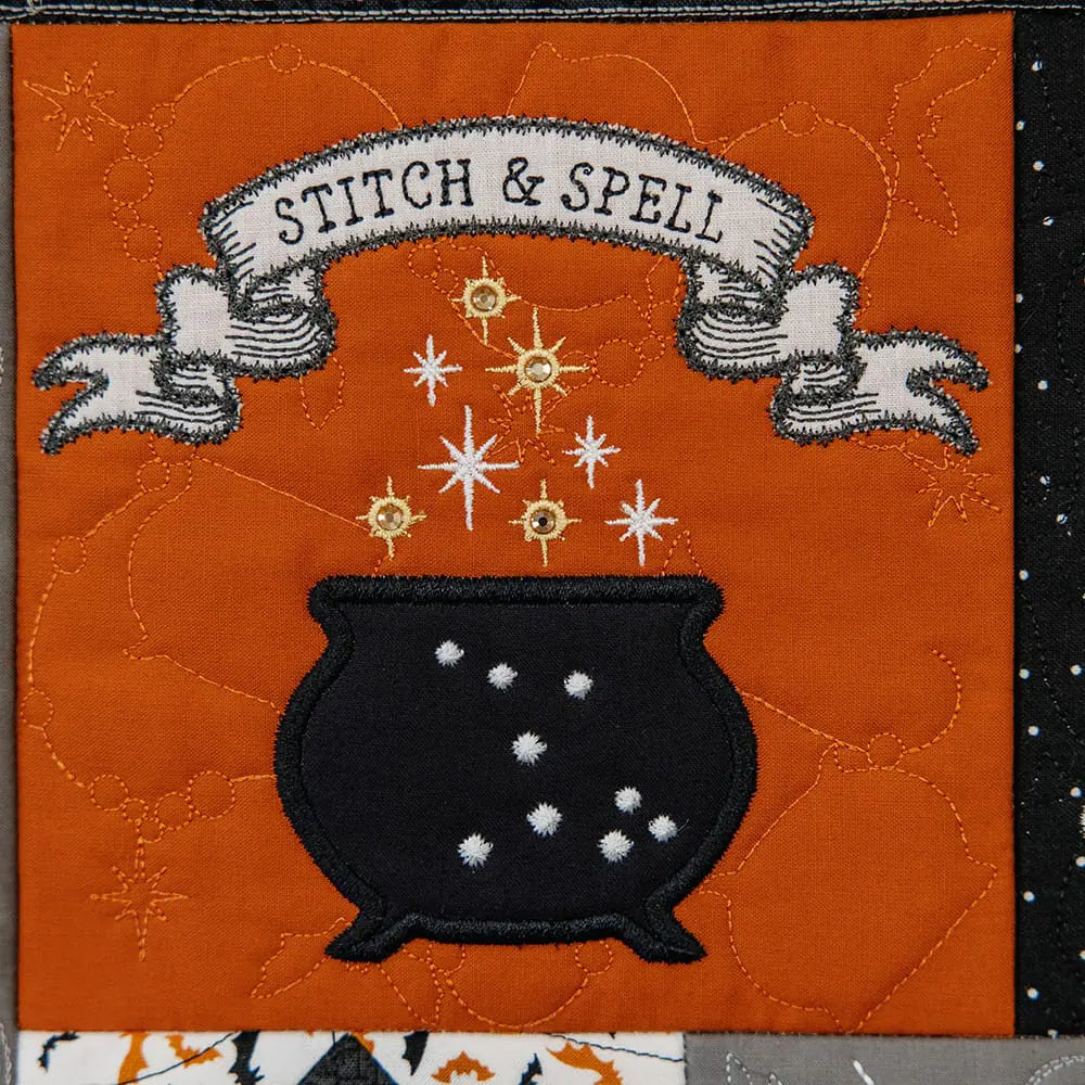 Kimberbell Designs - Pumpkins and Potions Ladder Quilt Book with CD - #KD817